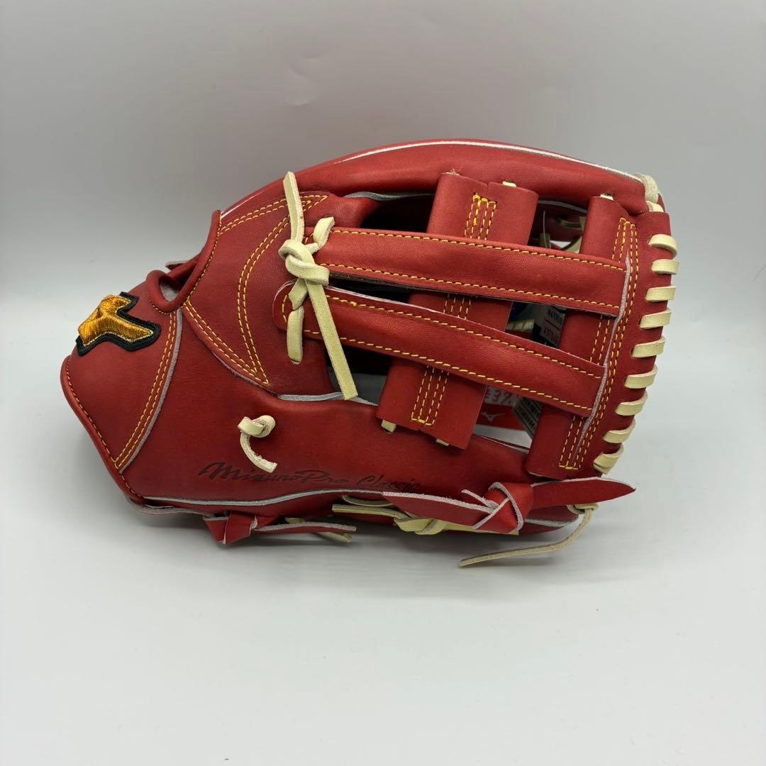ミズノプロClassic 軟式グローブ内野手用　右投　新品　1AJGR30033
