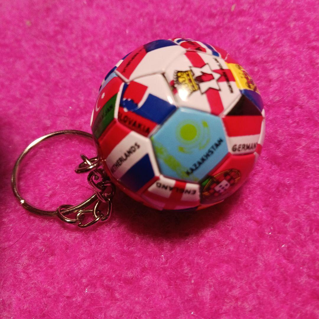❌サッカー好き- ̗̀ ෆ( ˶'ᵕ'˶)ෆ ̖́-新品キーホルダー直径約4