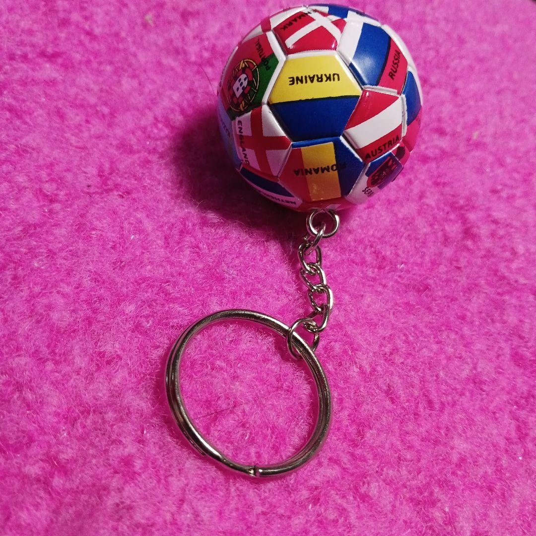 ❌サッカー好き- ̗̀ ෆ( ˶'ᵕ'˶)ෆ ̖́-新品キーホルダー直径約4