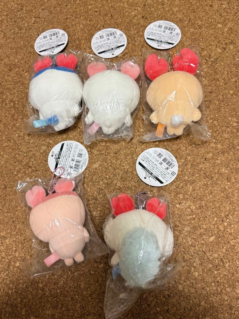 カニなちいかわ マスコット ロブスターなうさぎ ハチワレ モモンガ 古本屋