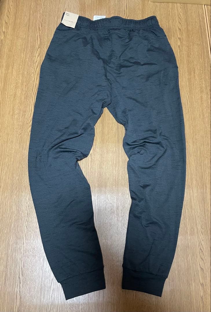Nike yoga ヨガ　セットアップ　Sサイズ　新品未使用