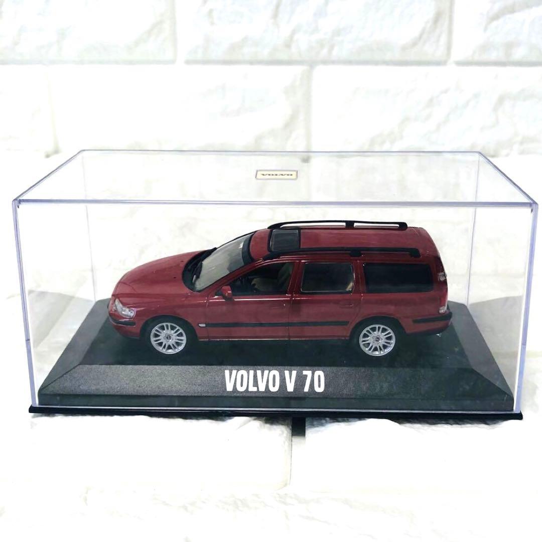 ✨新品✨レア✨VOLVO V70赤/レッド　ワゴン