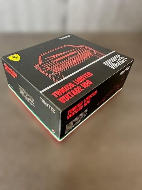 【未使用・TOMYTEC】フェラーリ 365 GT4 BB（赤/黒）