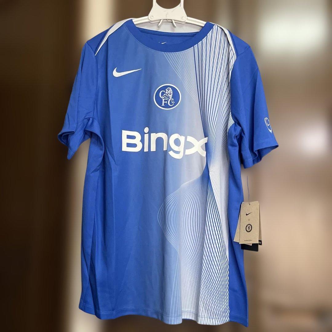 新品タグ付き　Chelsea FC トレーニングウェア　Nike Lサイズ