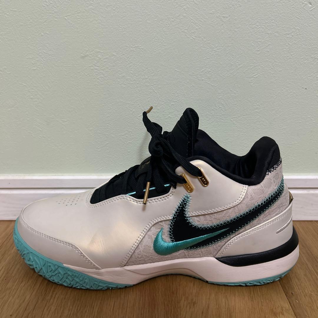 NIKE LEBRON NXXT リバプール