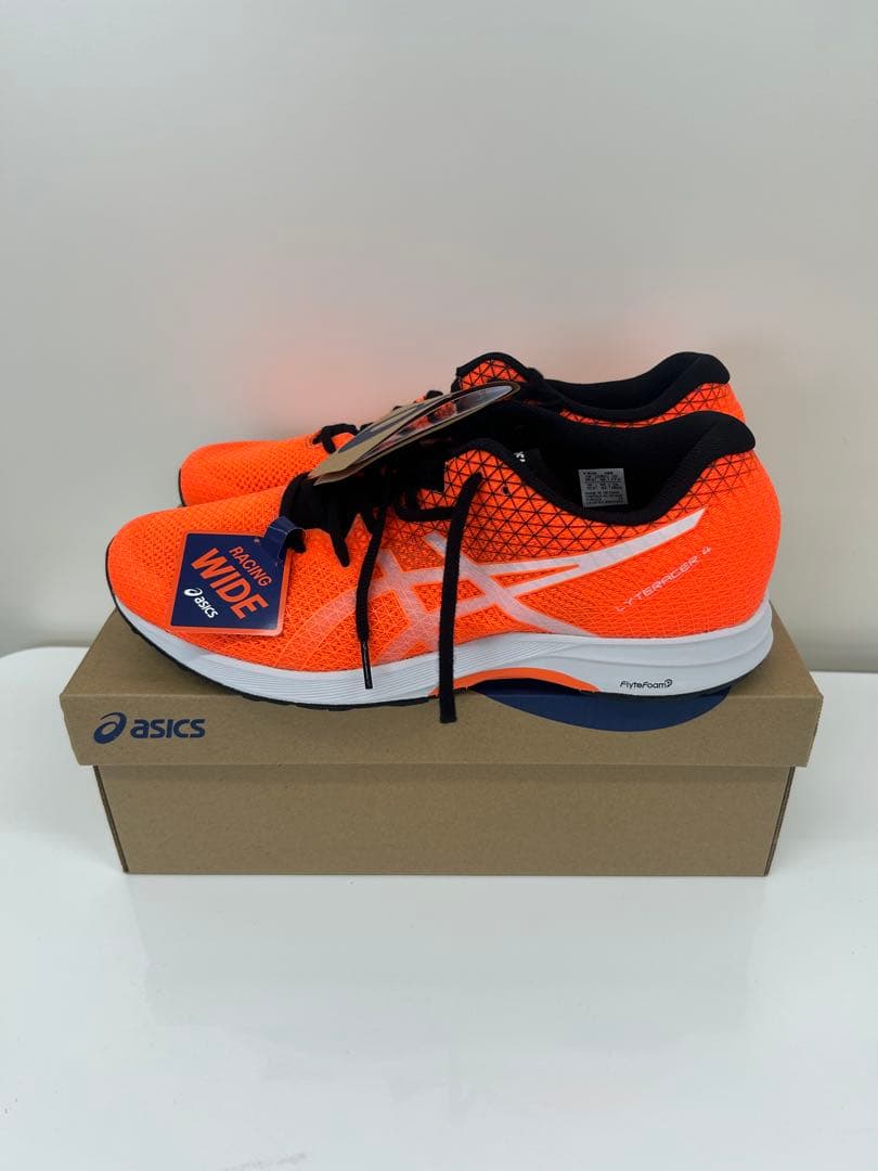 【新品未使用】29cm asics LYTERACER4