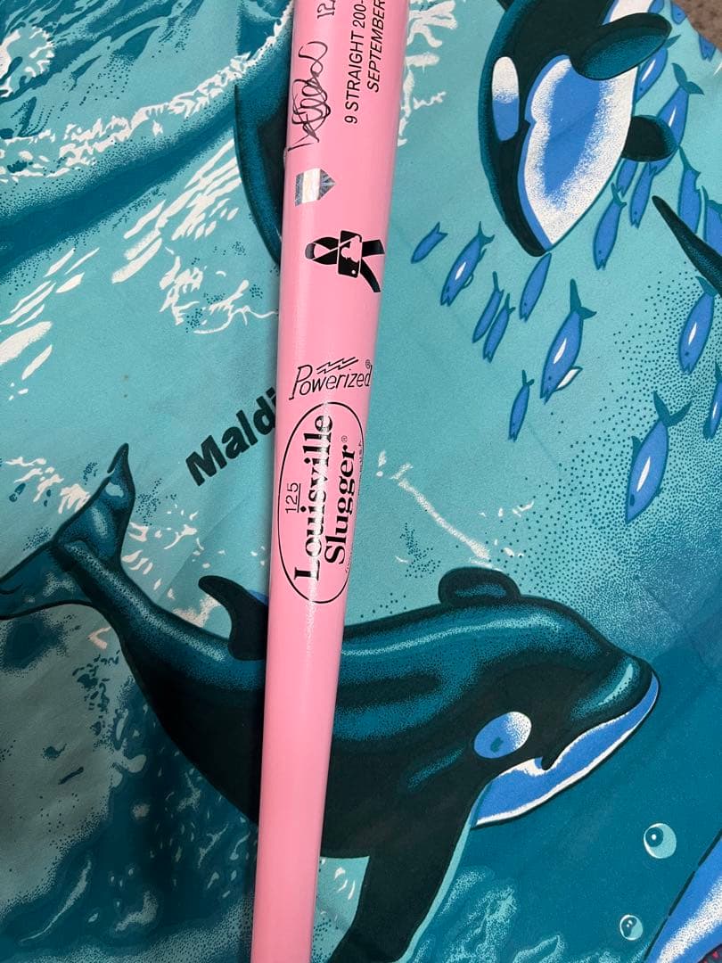 イチロー直筆サイン入り　ルイスビルスラッガー製ピンクバット　世界51本限定　希少