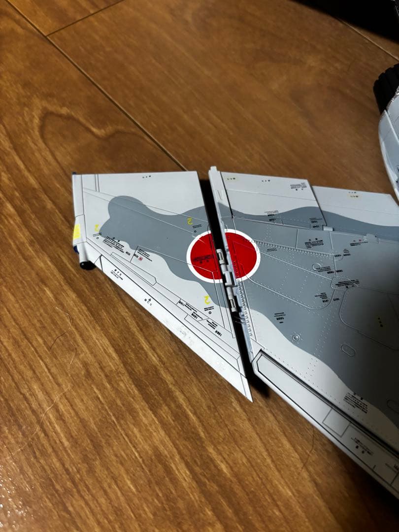 F-4EJ改をつくる(完成品) 一部破損あり・プラスチック製のクリアケース付き