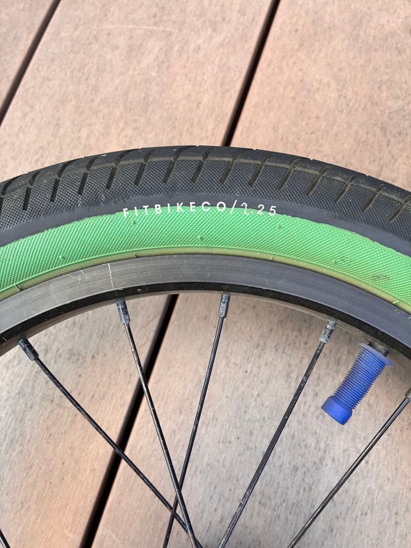 FITBIKE 16インチ 完組ホイール タイヤ 16✖️2.25 フロントタイヤ