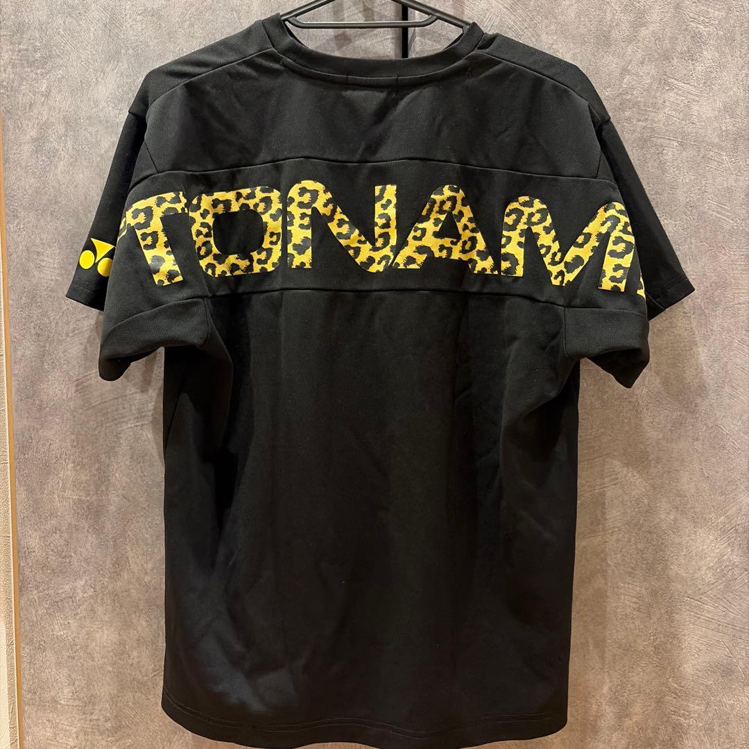 YONEX トナミ ヒョウ柄 Tシャツ M 黒　トナミ 運輸
