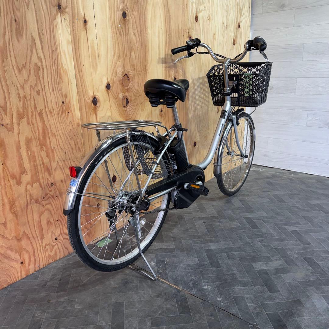 シルバー 電動アシスト自転車 シティタイプ