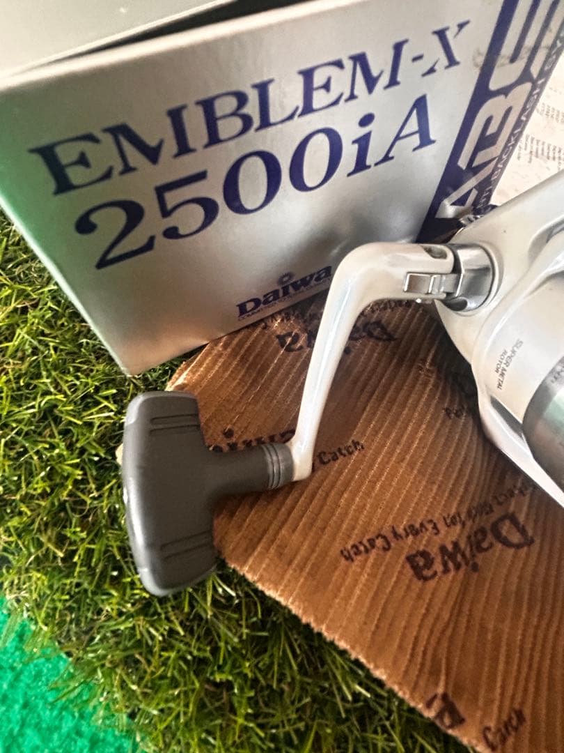 Daiwa EMBLEM-X 2500iA フィッシングリール