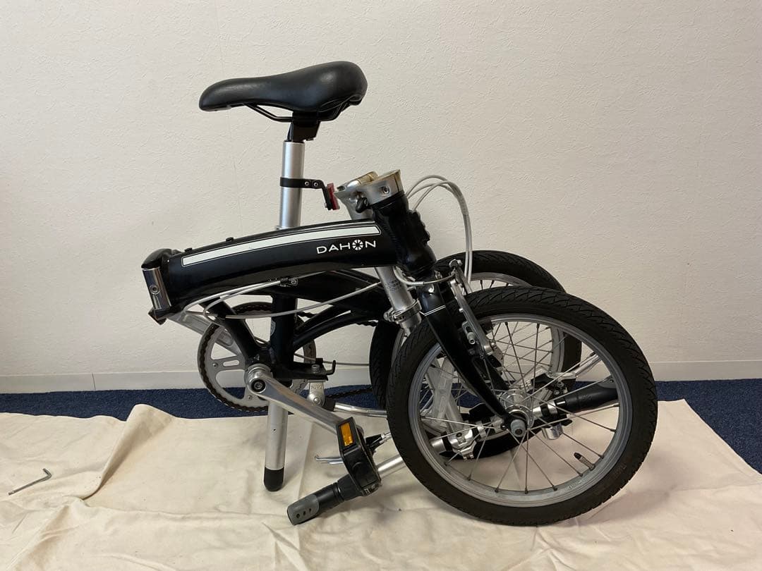 DAHON ダホン　curve D3 折りたたみ自転車16インチ 内装3速