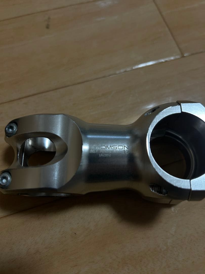 THOMSON Elite X4 ステム 31.8mm シルバー　70mm 0°