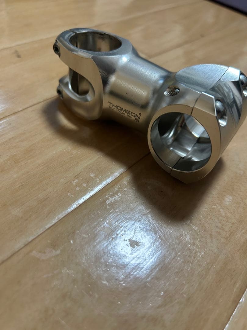 THOMSON Elite X4 ステム 31.8mm シルバー　70mm 0°