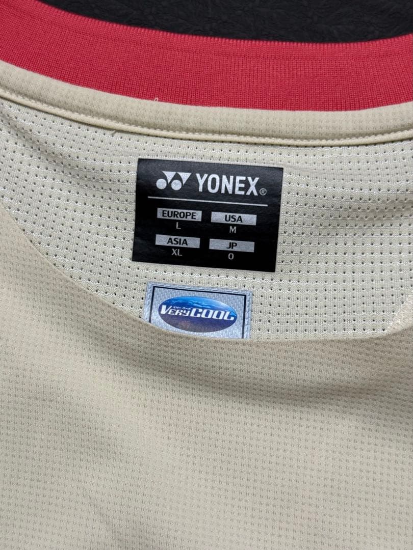YONEX verycool ゲームシャツ　クリーム色