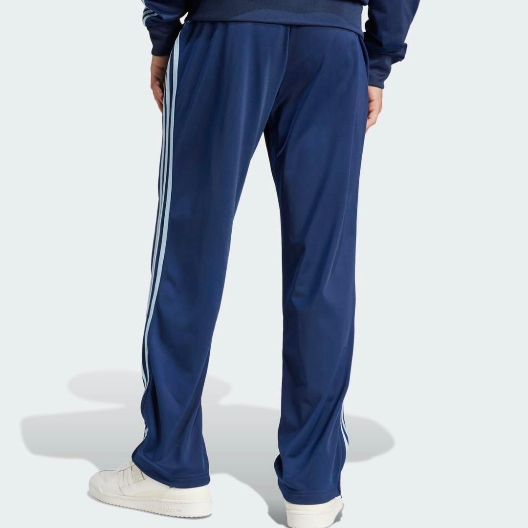 adidas トラックパンツ XL