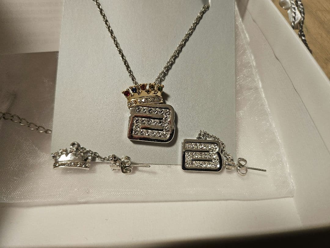 BIGBANG × Swarovski ネックレス ビアス