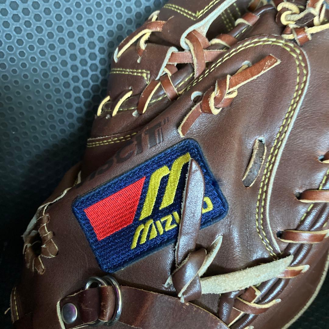 MIZUNO WORLD WINプロフェッショナルモデル Crest Hide