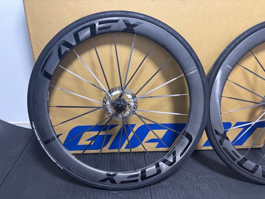 CADEX 50 Ultra Disc Tubeless カデックス50