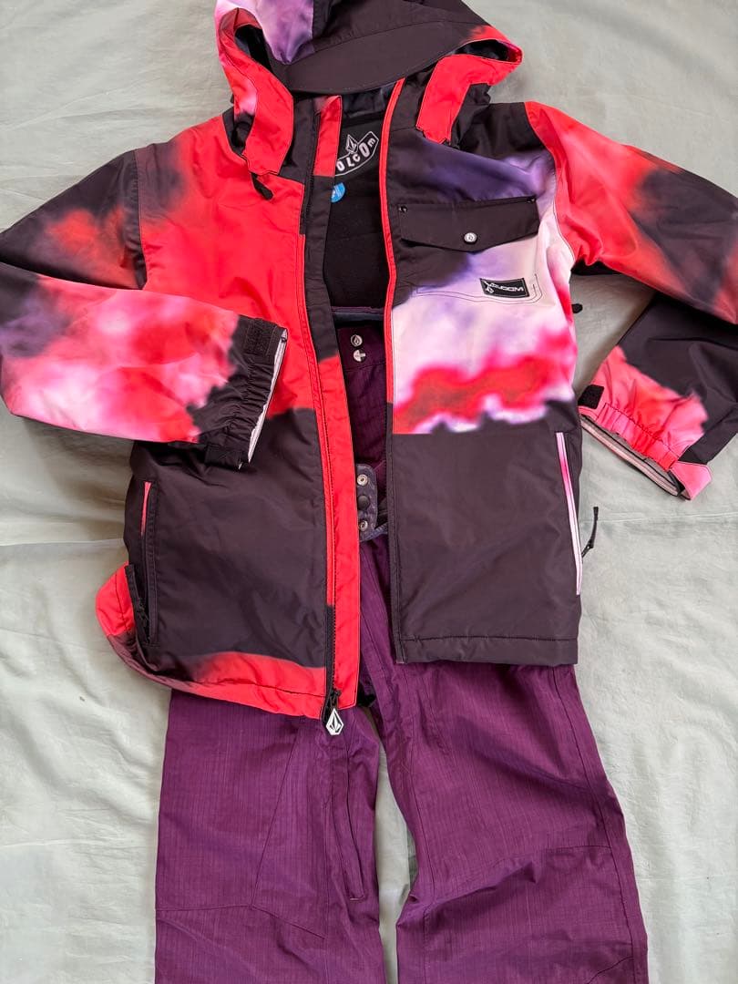 Volcom / ボルコム ジュニア用 スノーボードウェア　新品限定モデル
