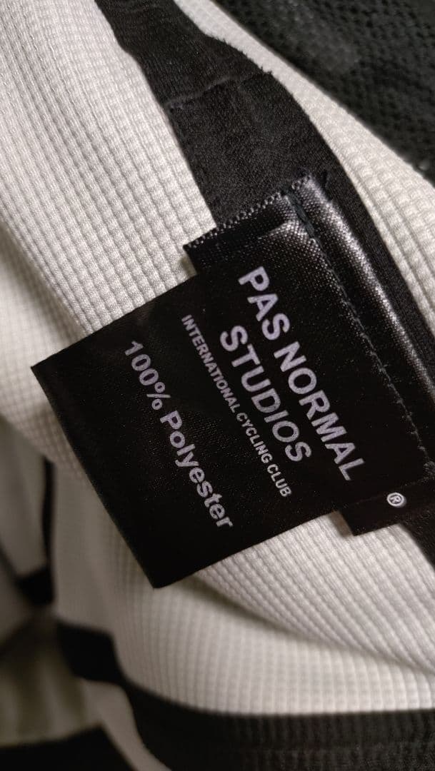 ウェア PAS NORMAL STUDIOS SoftshellWinter Jacet