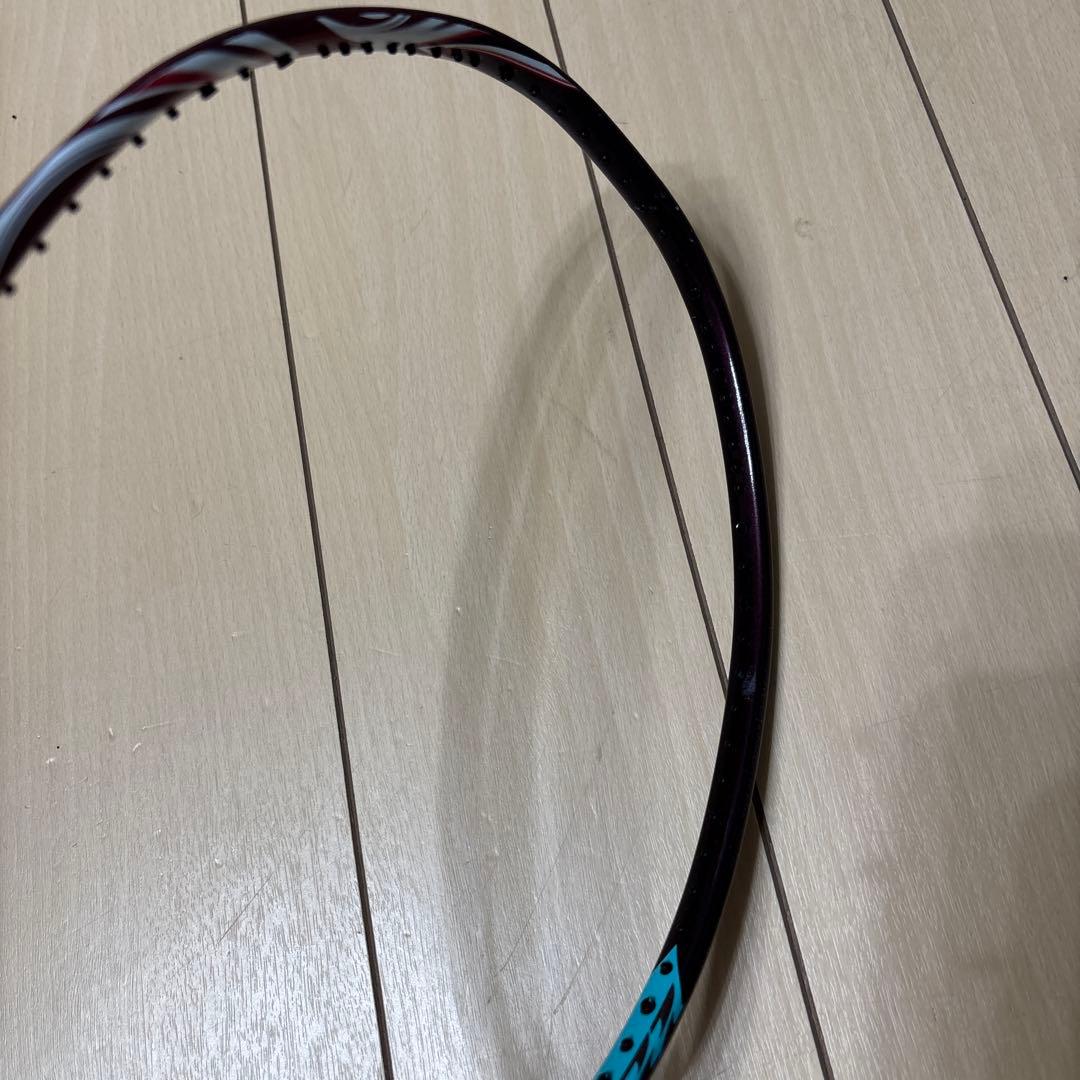 ASTROX100ZZ 黒赤青 ストライプ