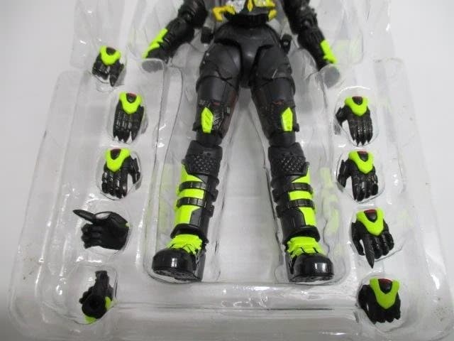 【美品】S.H.Figuarts 仮面ライダー001