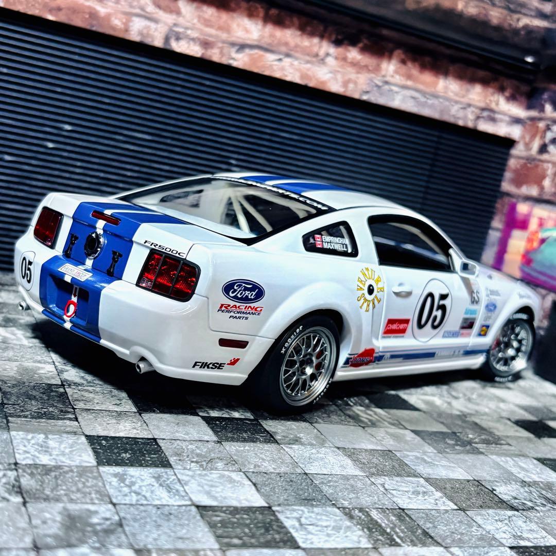 1/18 AUTOart フォード マスタング GT FR500C 2005