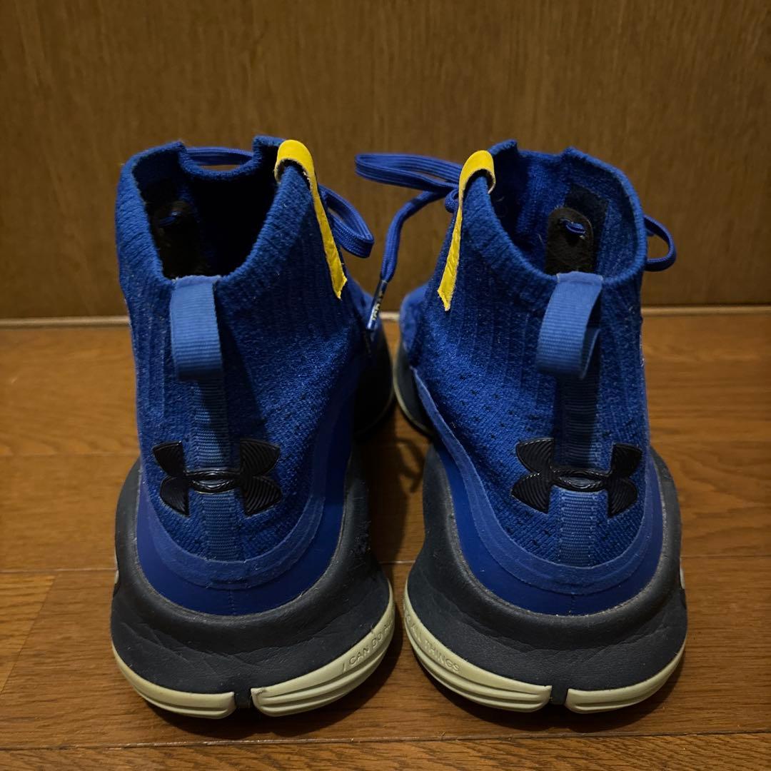 シューズ(男性用) UNDER ARMOUR Curry4