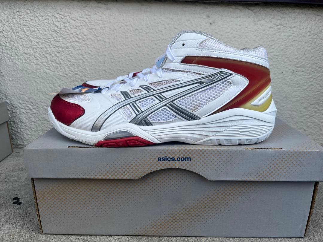 新品未使用 ASICS GELZONE 8 ホワイト/シルバー 28.5cm
