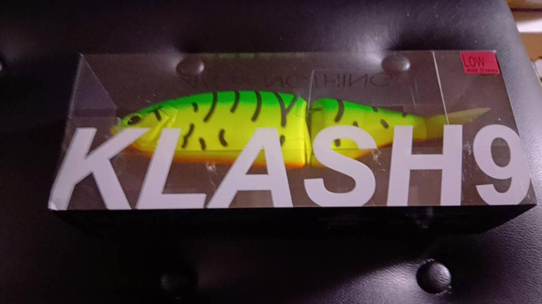 ルアー・フライ KLASH9 LOW #VILLAGE TIGER