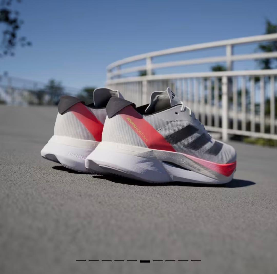 ADIZERO BOSTON12【新品未使用、定価18700円】