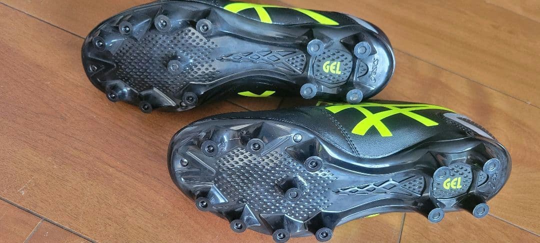 ASICS DS LIGHT サッカーシューズ スパイク　24cm