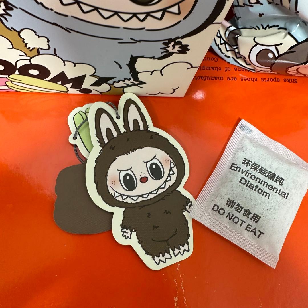 ラブブ　マカロン　シークレット