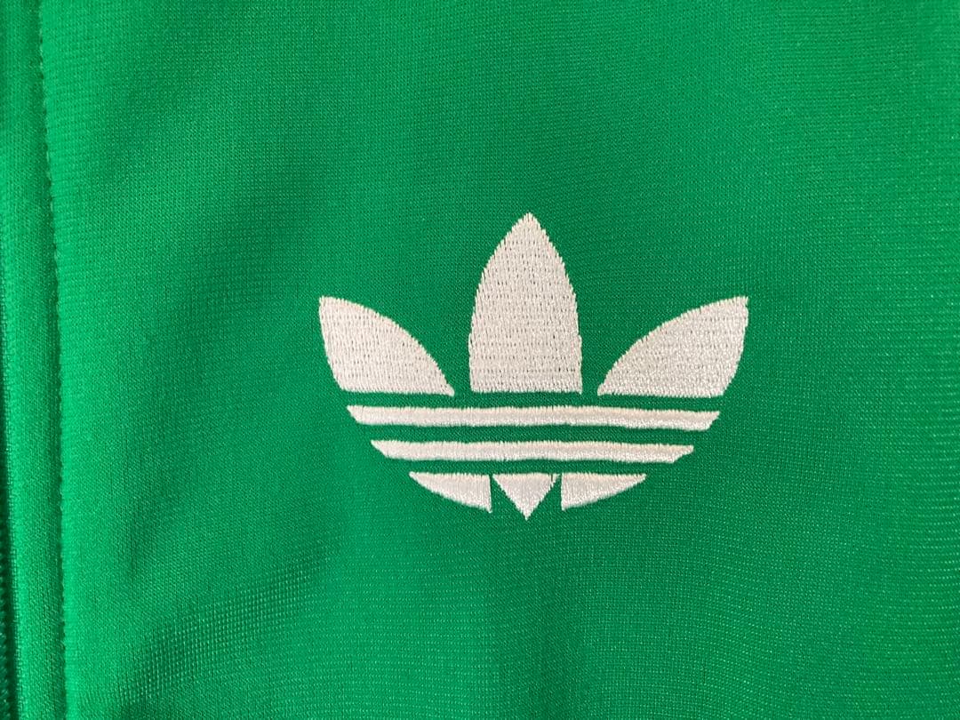 アディダス adidas グリーン　トラックジャケット