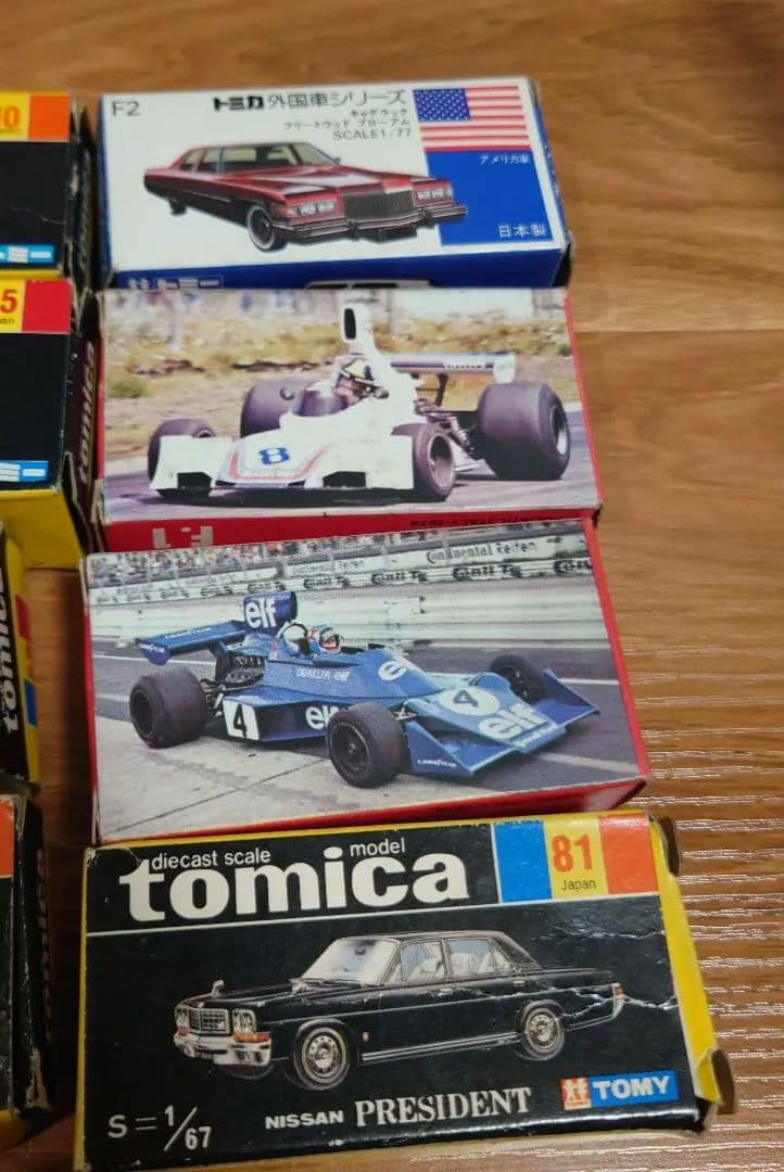 トミカ ミニカーセット BRABHAM BT 44 TYRRELL 007