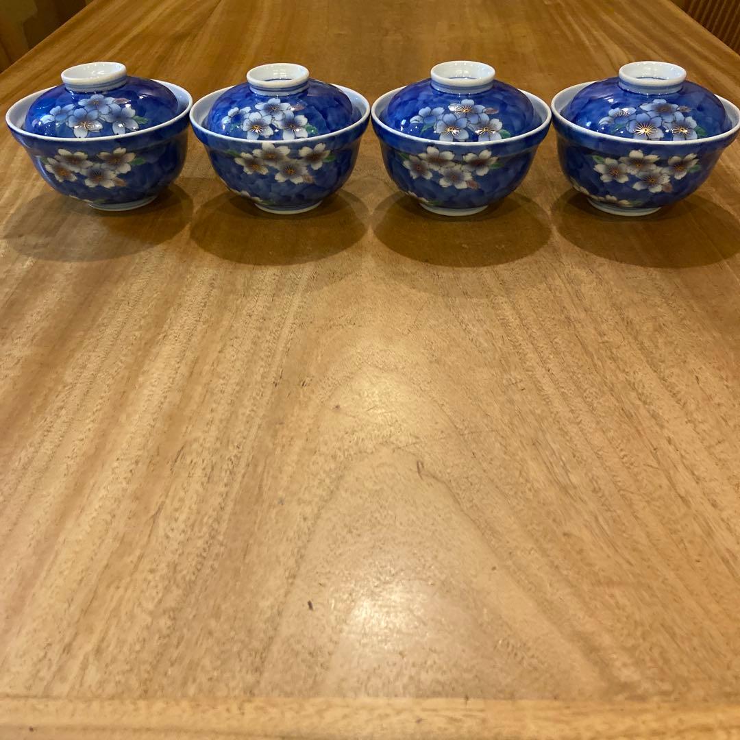 深川製磁桜花紋蓋付煮物鉢四個