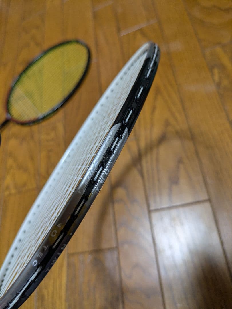 バドミントンラケット4本セット