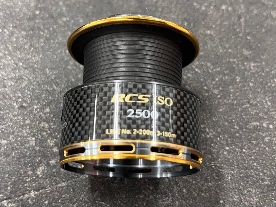 DAIWA TOURNAMENT Z2500LBD　替スプール3個付き