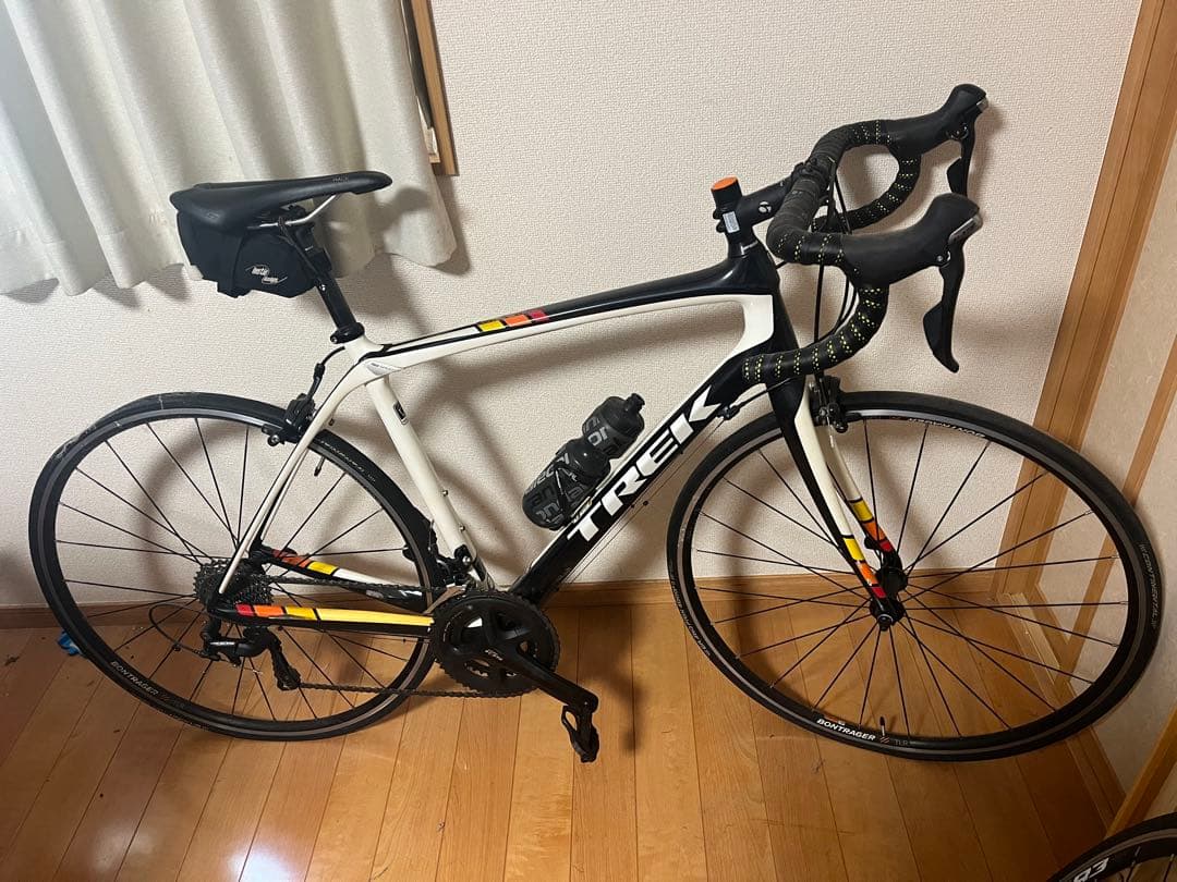 TREK Domane 4 Series ロードバイク