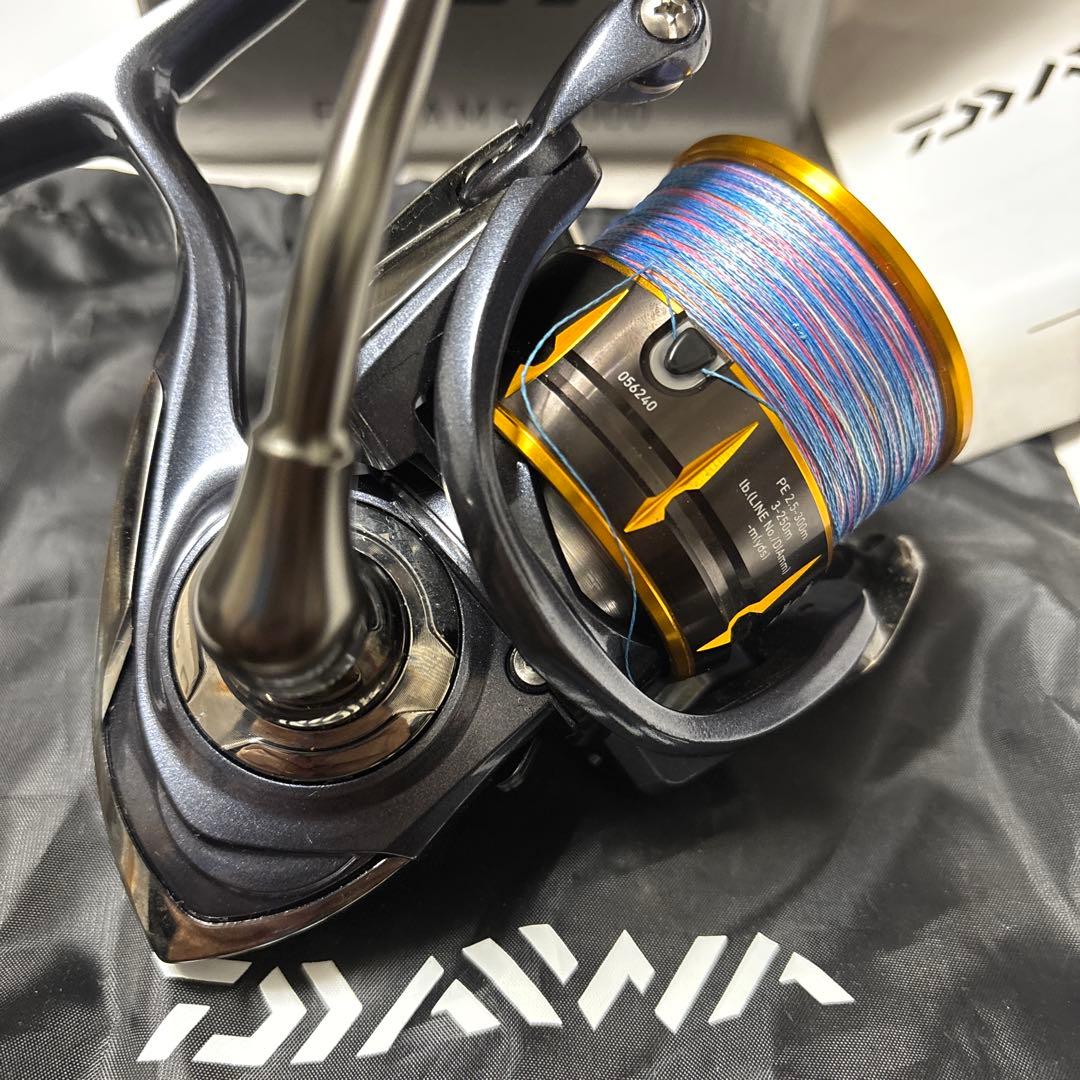 リール DAIWA FREAMS4000
