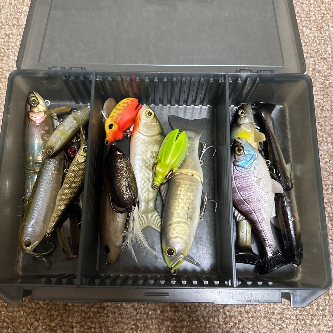 バス用ワーム、プラグ、フック色々セット