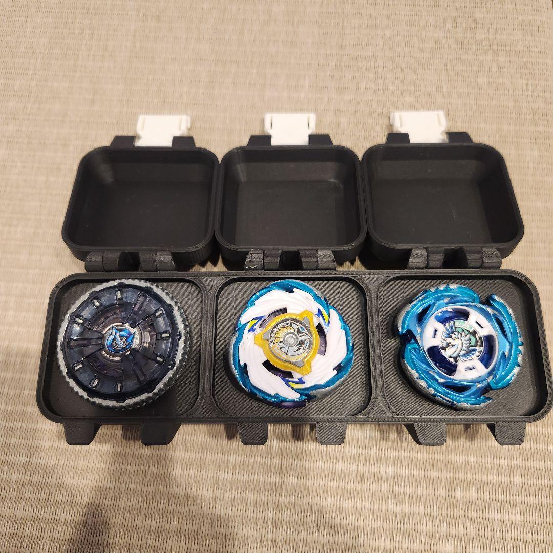ベイブレードX　デッキケース　3on3　エアロペガサス　ワイバーンホバー　オロチ