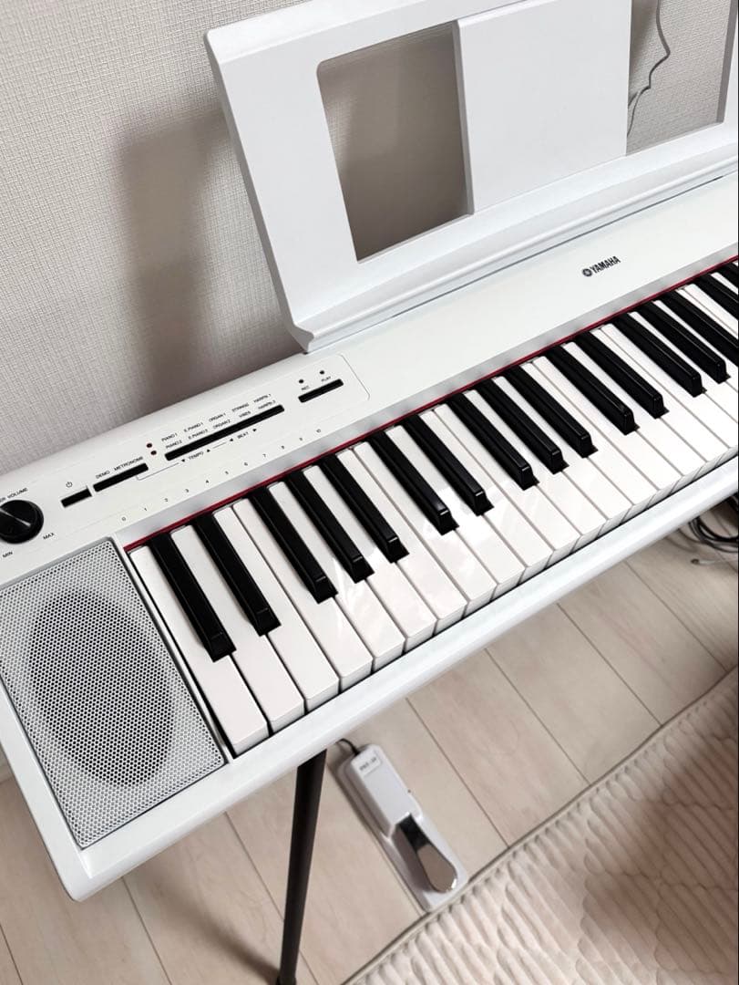 Yamaha piaggero NP-12 ホワイト 61鍵盤