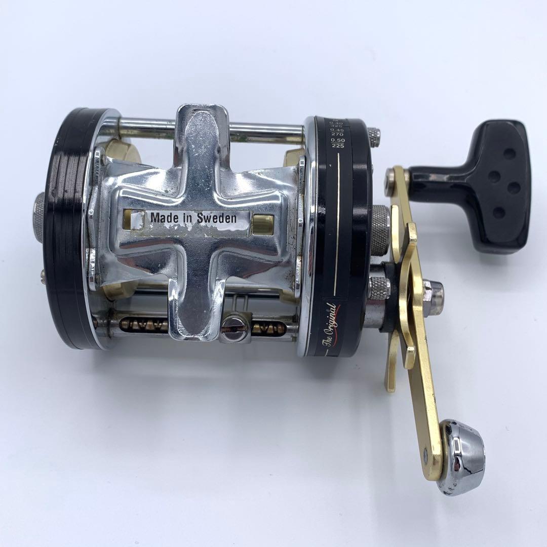 アブガルシア　7000CS PRO ROCKET リール　ベイトリール