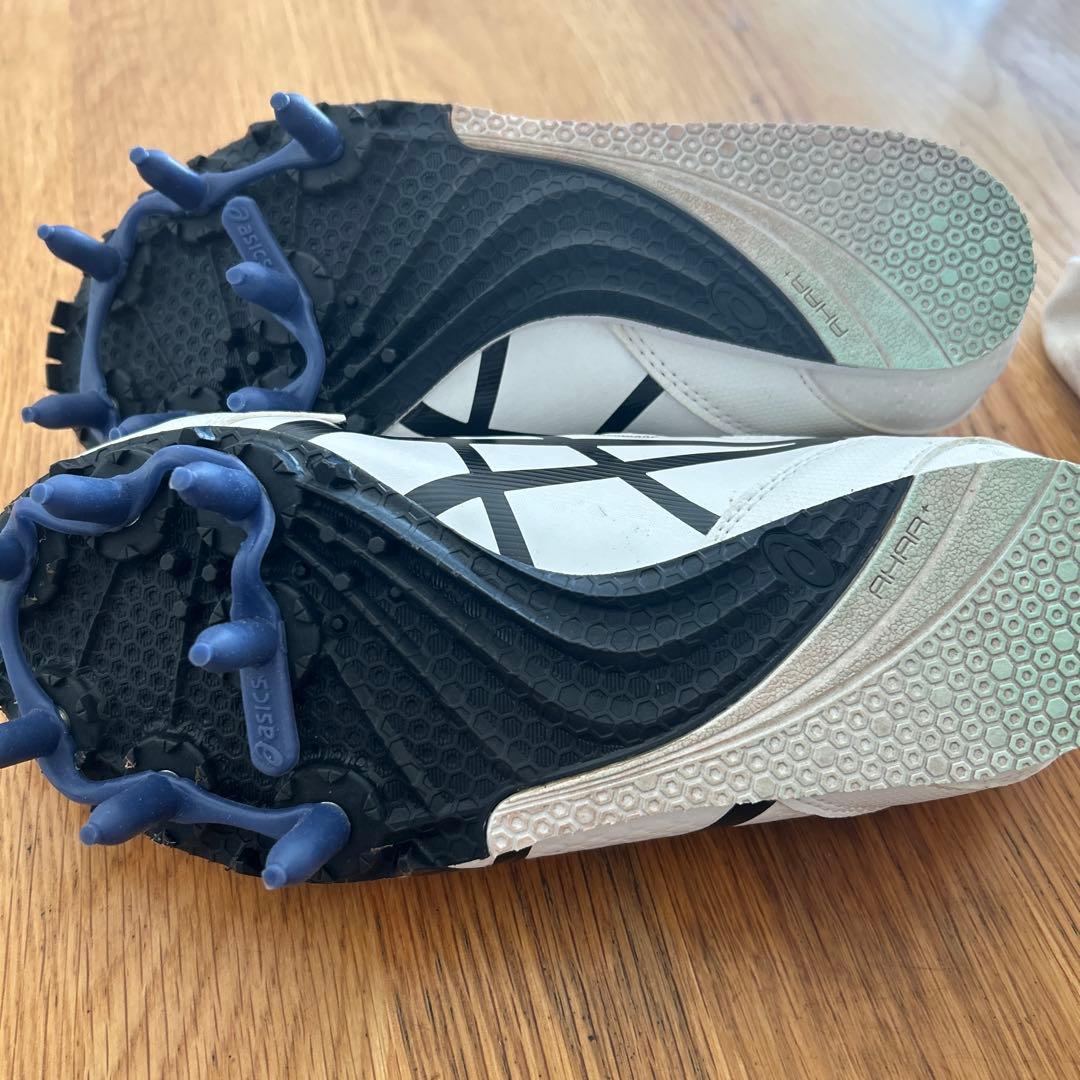ASICS スパイクシューズ ホワイト/ブラック　取替スパイク付き