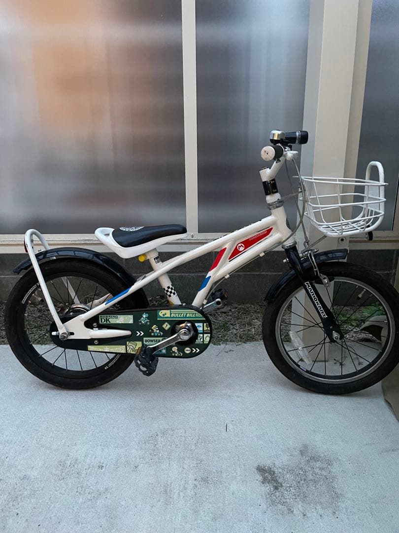 子供用自転車 マリオデザイン ヘルメット付き