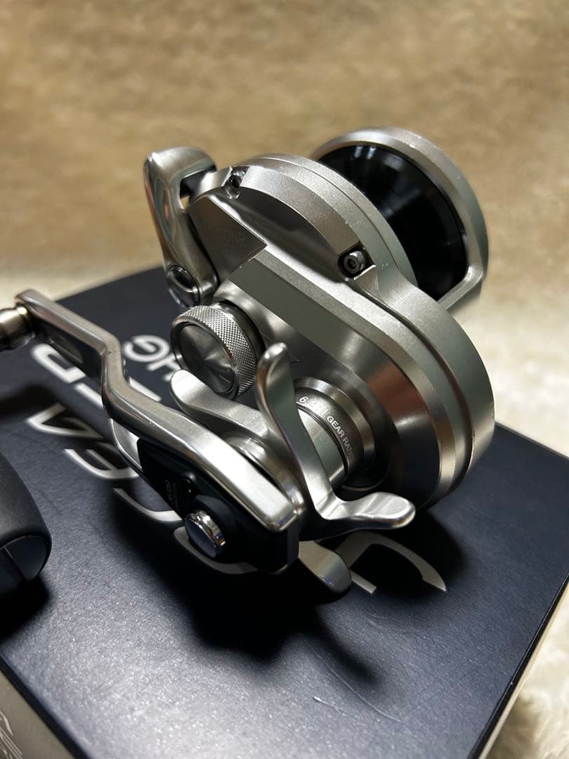 SHIMANO OCEA JIGGER 2000NRHG ベイトリール