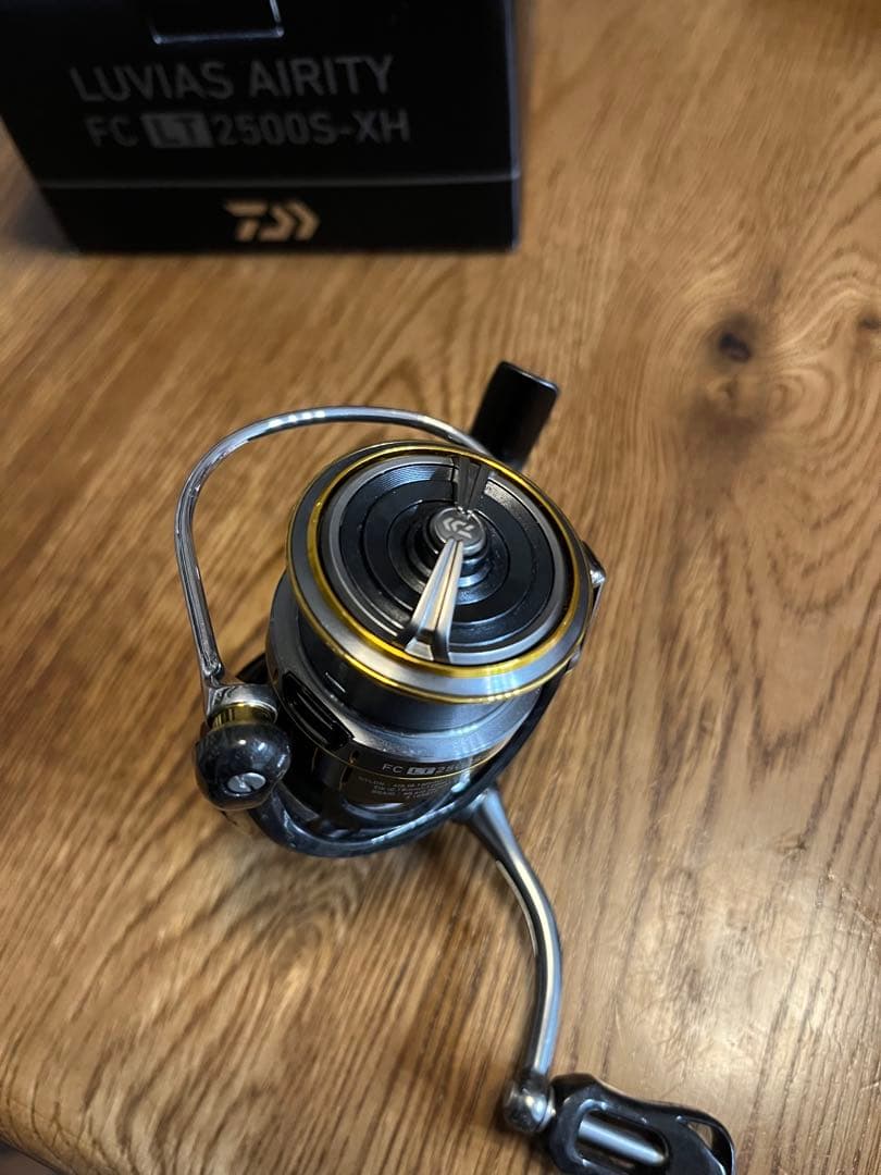 slp仕様　ダイワ LUVIAS AIRITY FC LT 2500S-XH